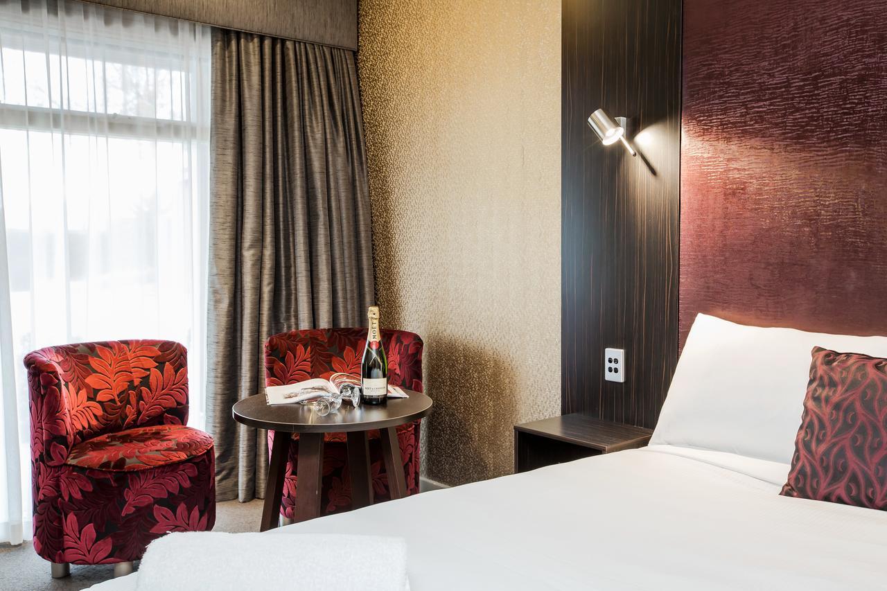 Tonsley Hotel Adelaide Bagian luar foto