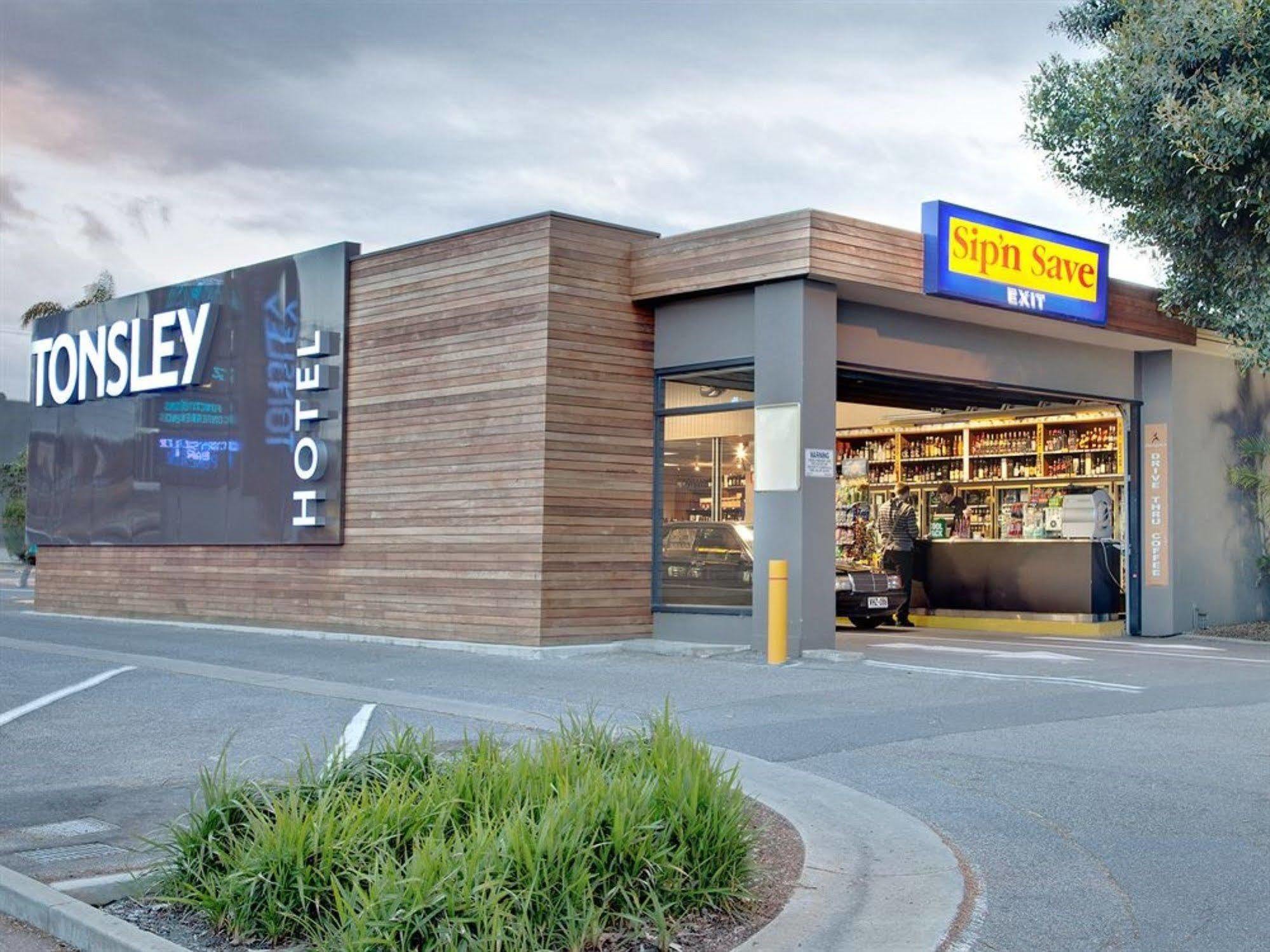 Tonsley Hotel Adelaide Bagian luar foto