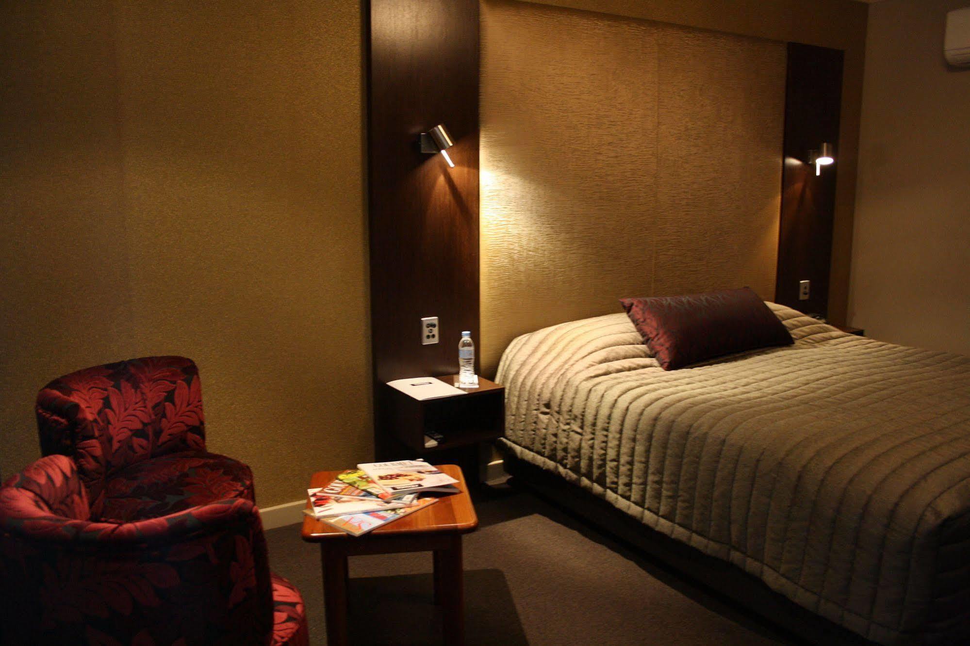 Tonsley Hotel Adelaide Bagian luar foto