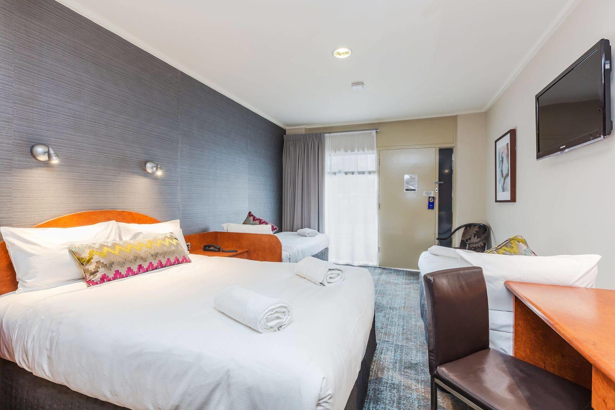 Tonsley Hotel Adelaide Bagian luar foto