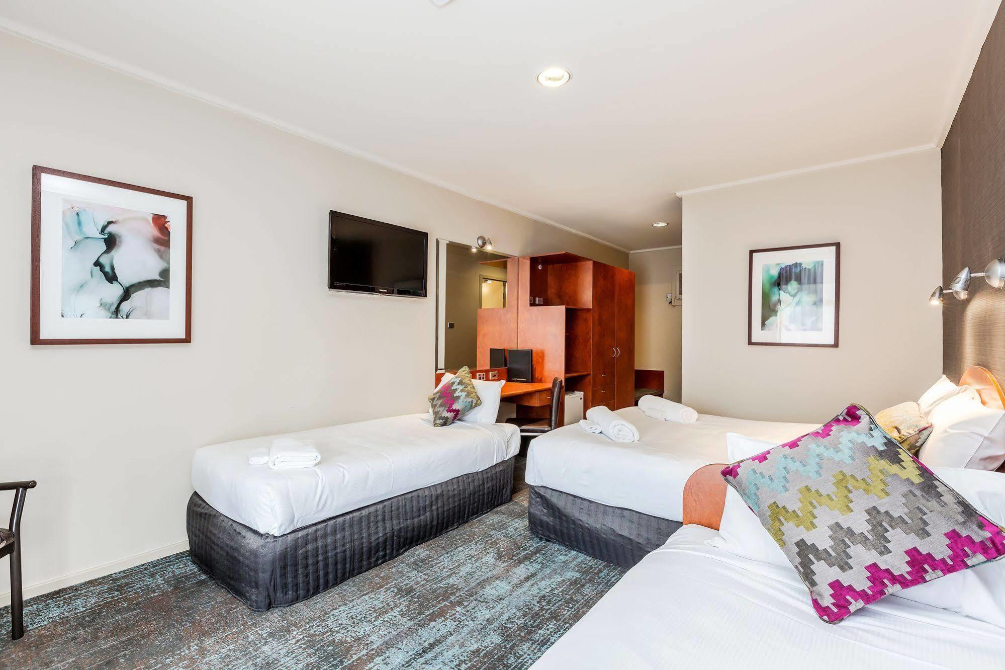Tonsley Hotel Adelaide Bagian luar foto