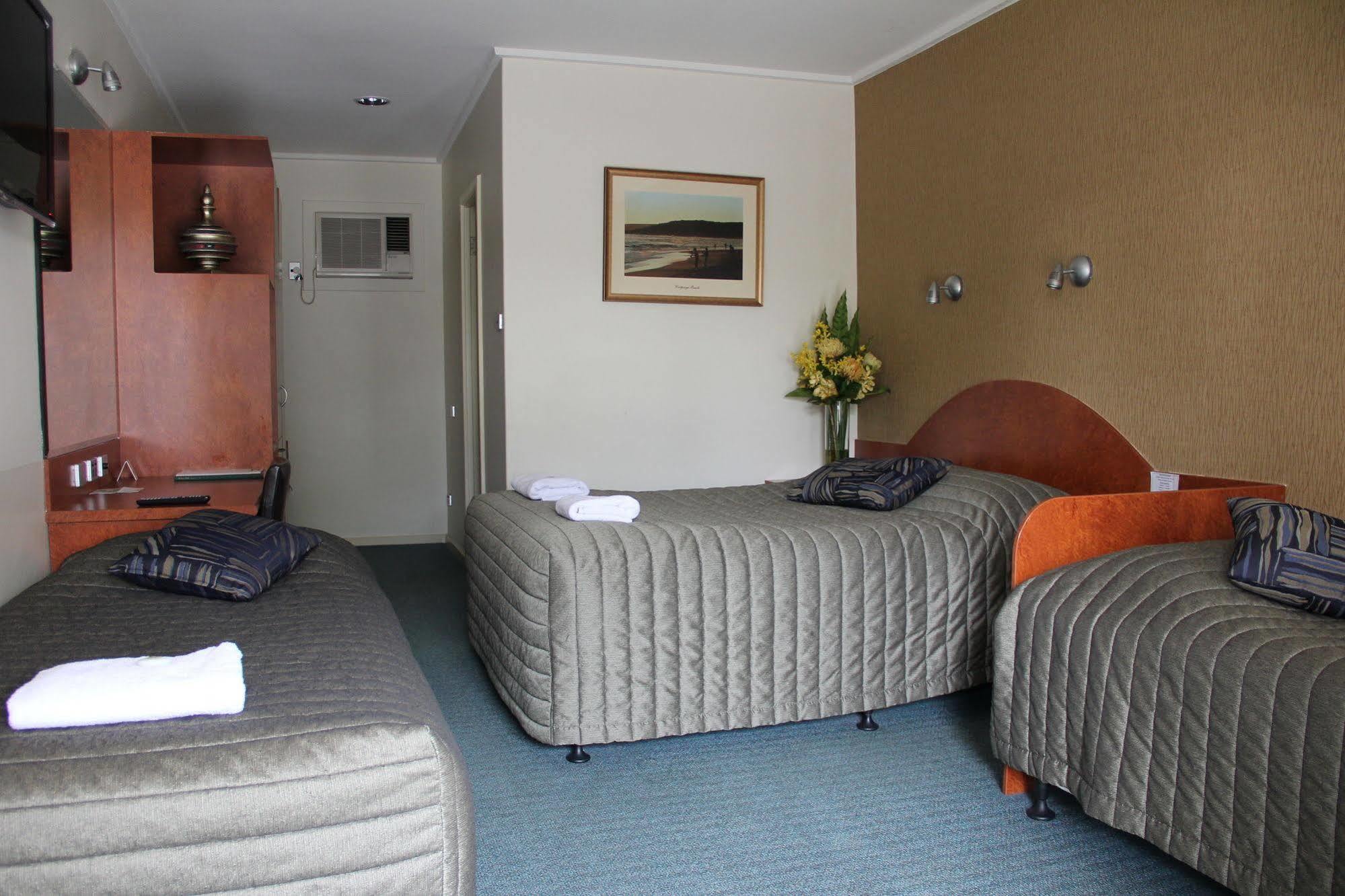 Tonsley Hotel Adelaide Bagian luar foto